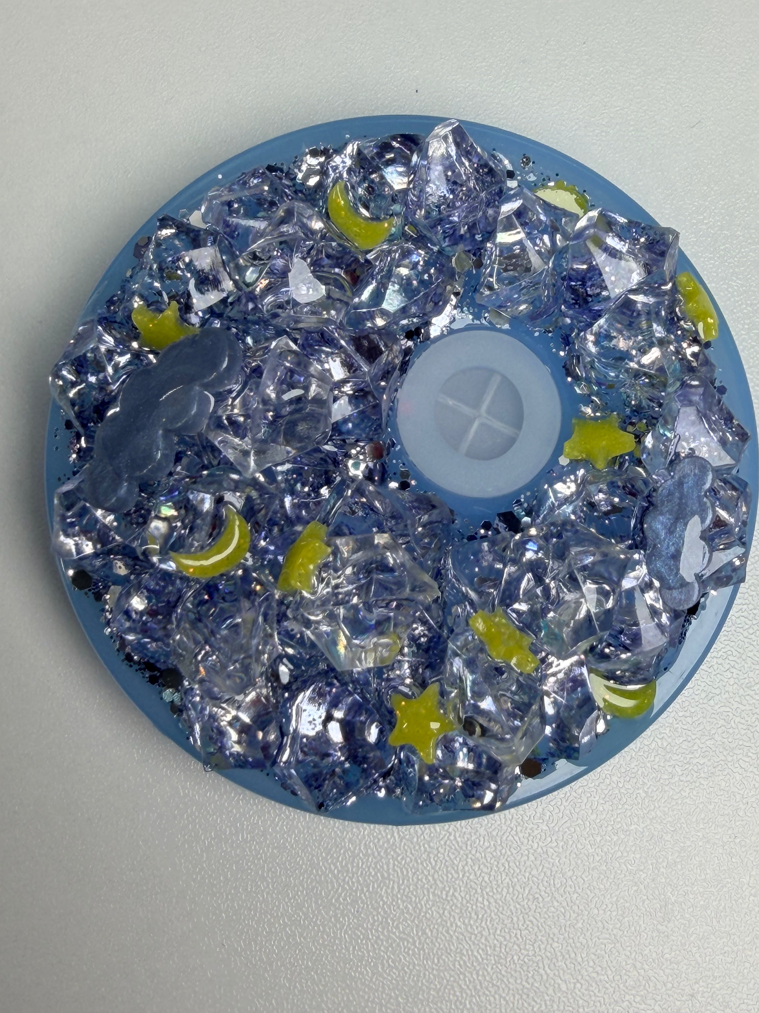 Blue glitter acrylic snow globe tumbler lid top with circular insert