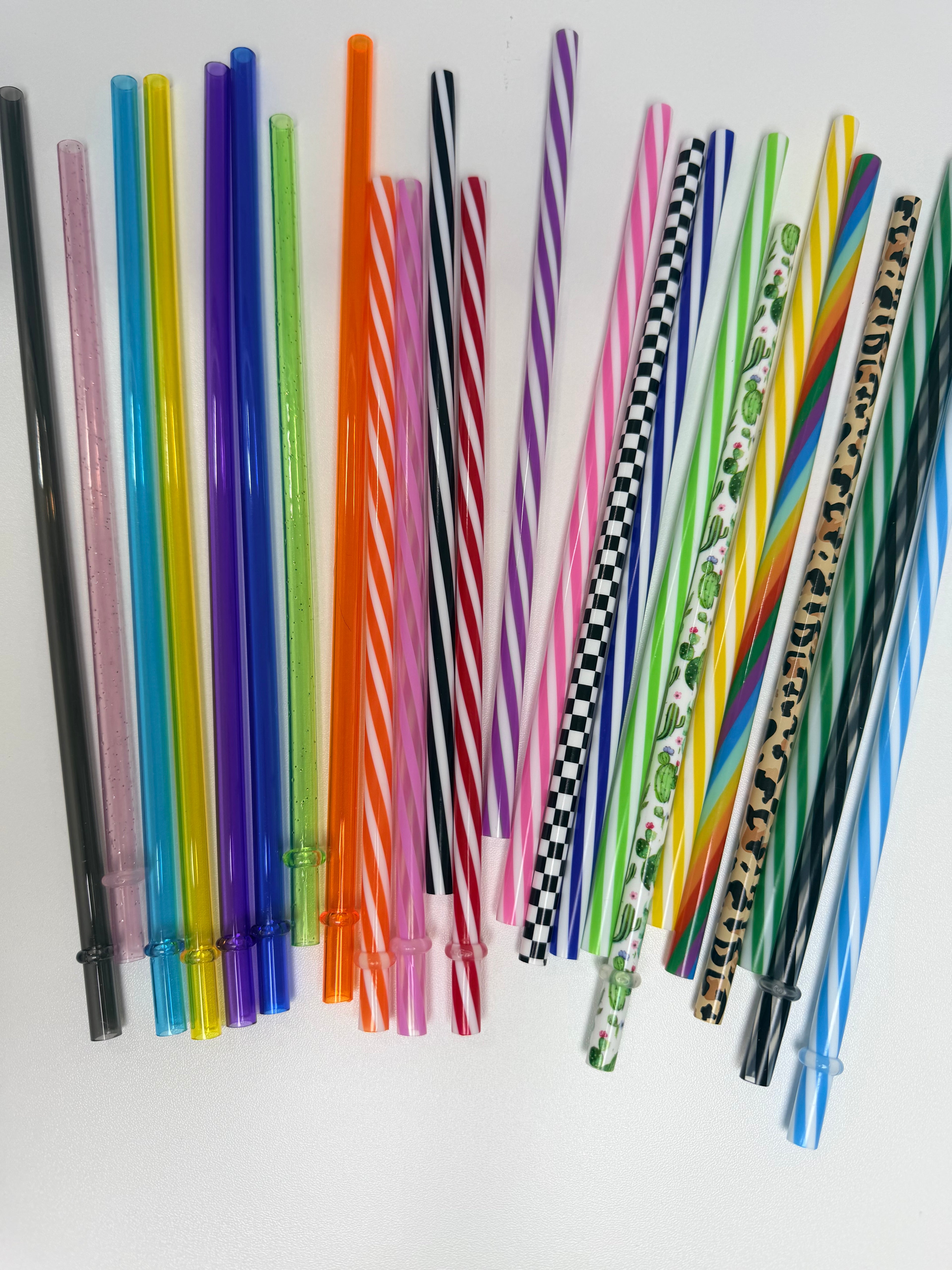 Assorted striped drinking straws set, straight